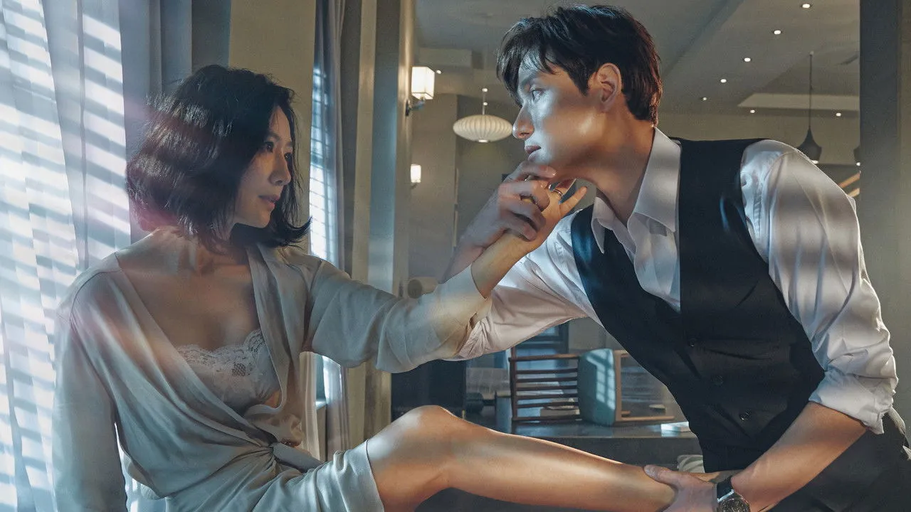 หลังภาพแห่งความสุข